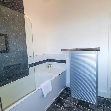 K Suites - Ferry Road *